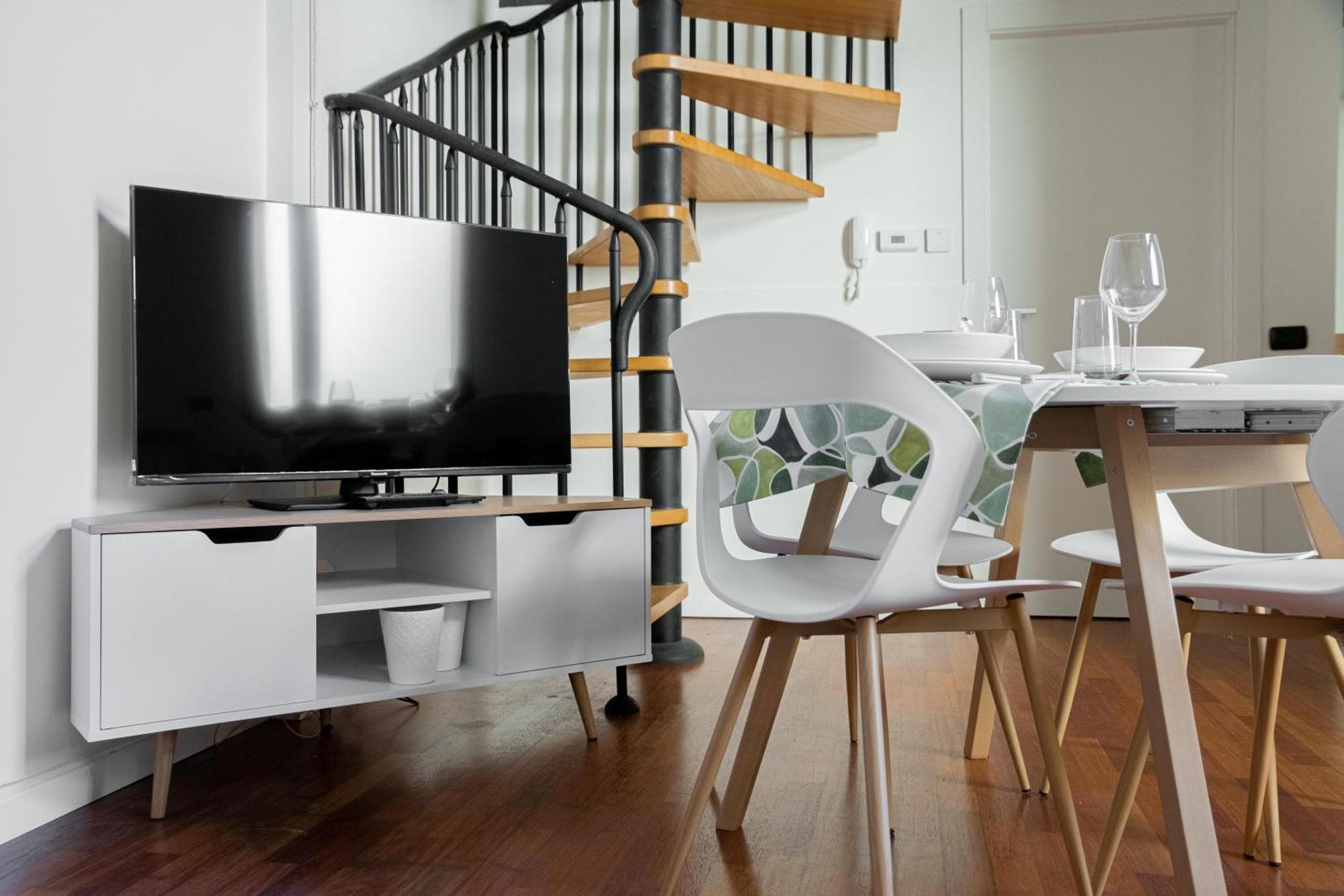 Mini Loft Torre San Vitale Комо Экстерьер фото