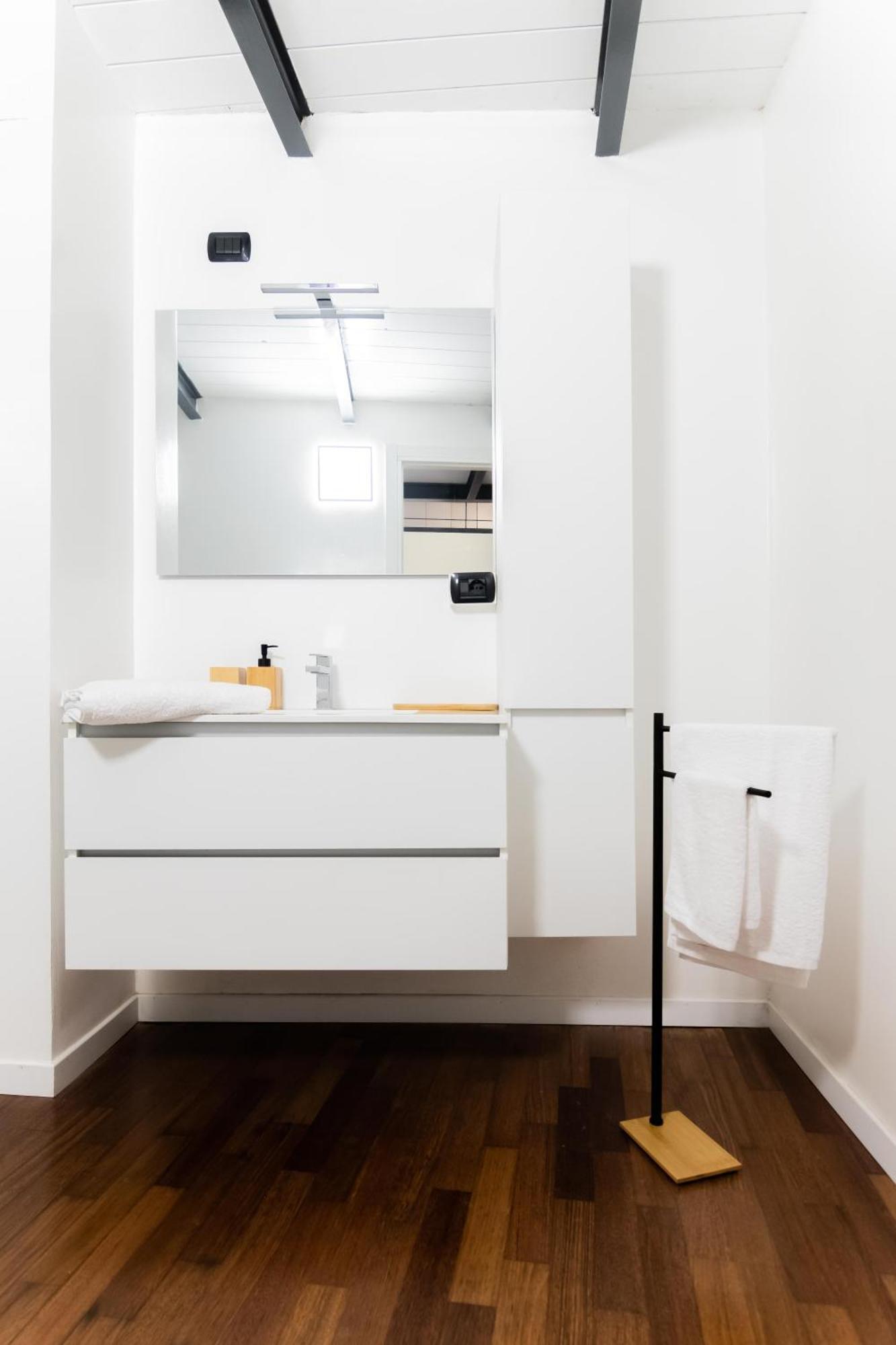 Mini Loft Torre San Vitale Комо Экстерьер фото