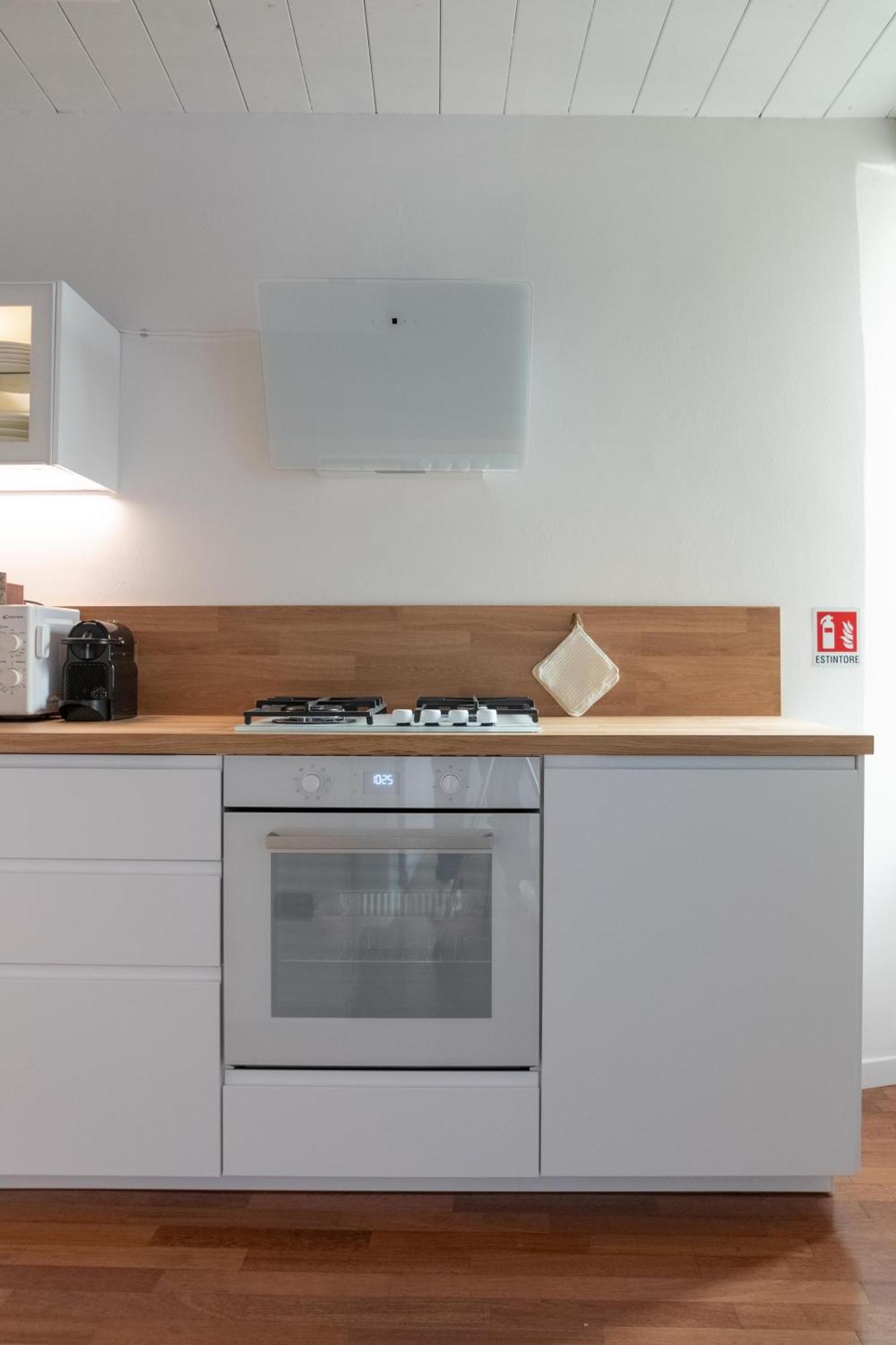 Mini Loft Torre San Vitale Комо Экстерьер фото