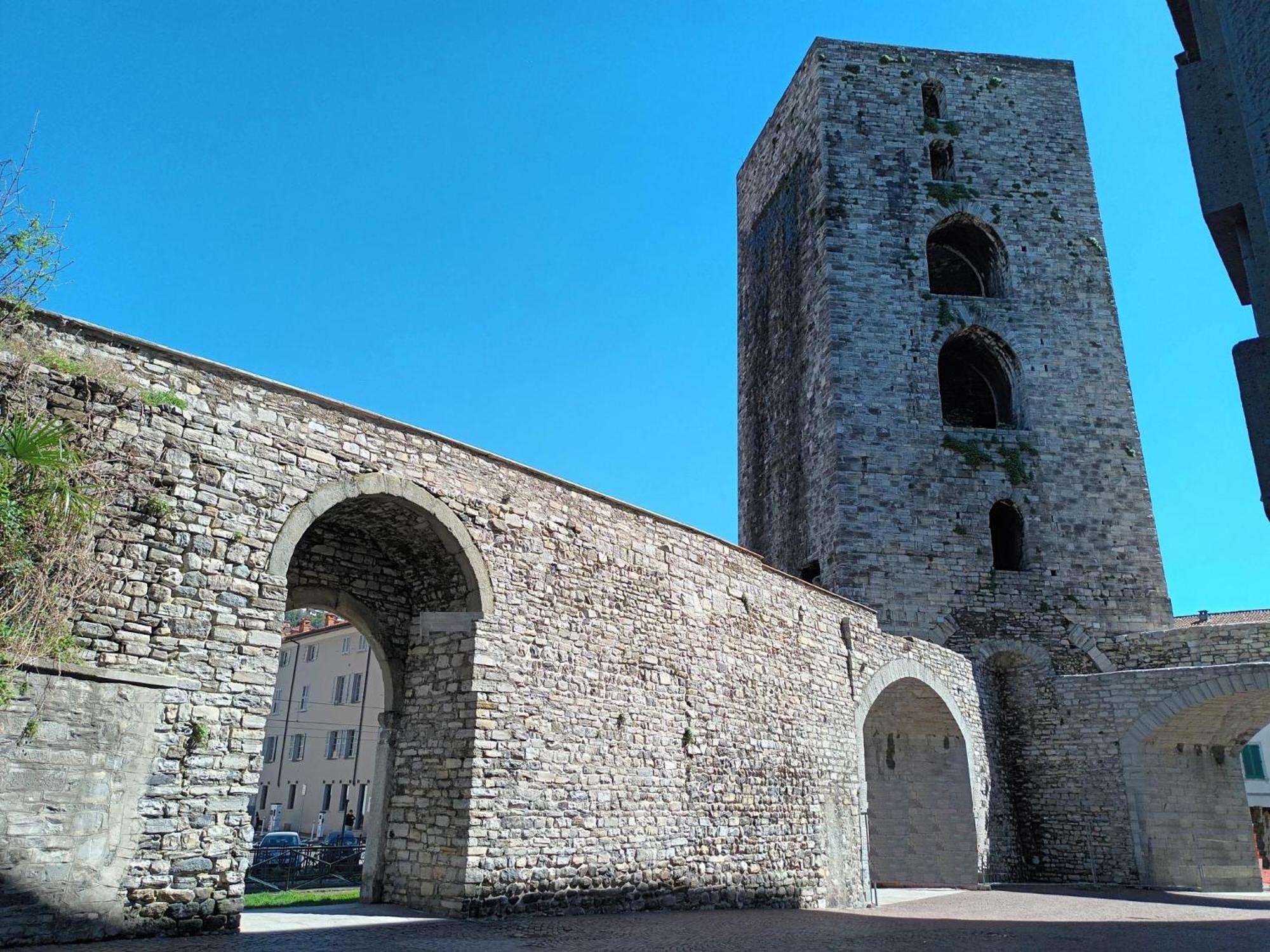 Mini Loft Torre San Vitale Комо Экстерьер фото